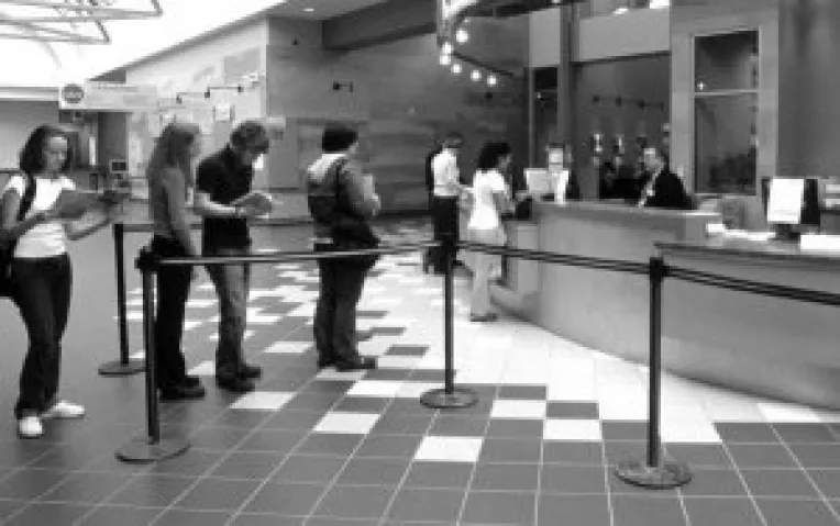 Dobanzile majorate tripleaza valoarea imobilelor cumparate prin credit