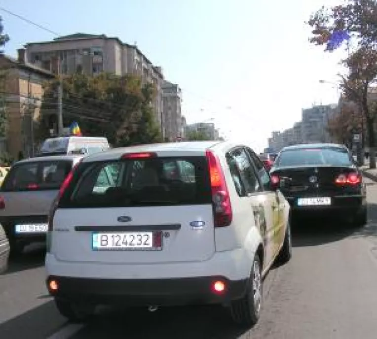 Firmele deduc TVA la contractele de leasing