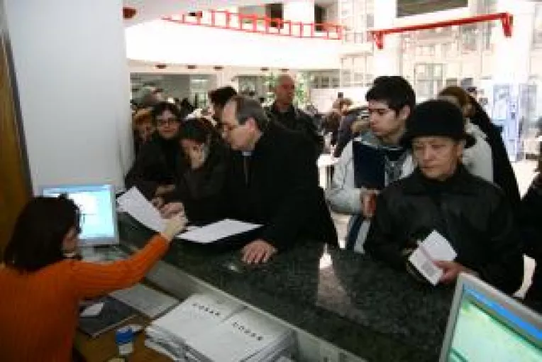 Fise fiscale pe banda rulanta