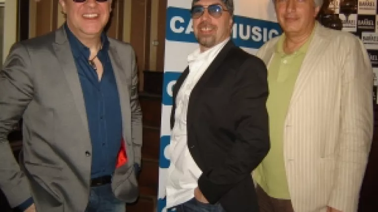 Gabriel Cotabita de la VH2: "Sigur ca muzica te inalta si a fost marele avantaj de a avea un mod de exprimare!"