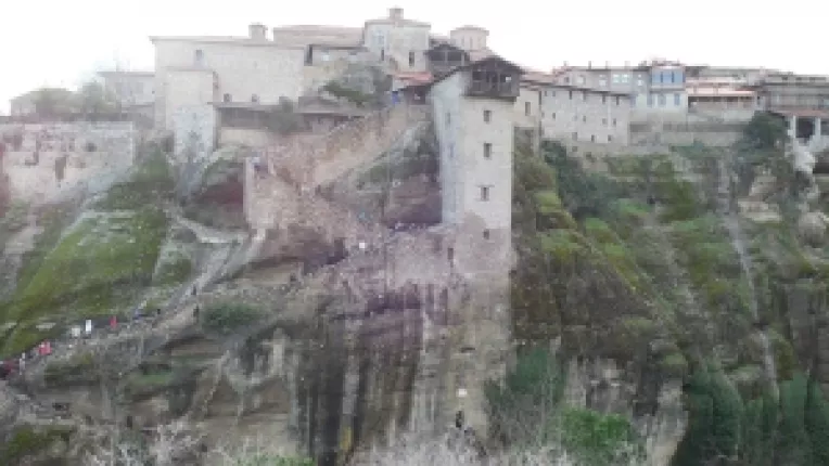 Manastirea Marele Meteor din Grecia, cea mai mare si mai inalta din Meteora
