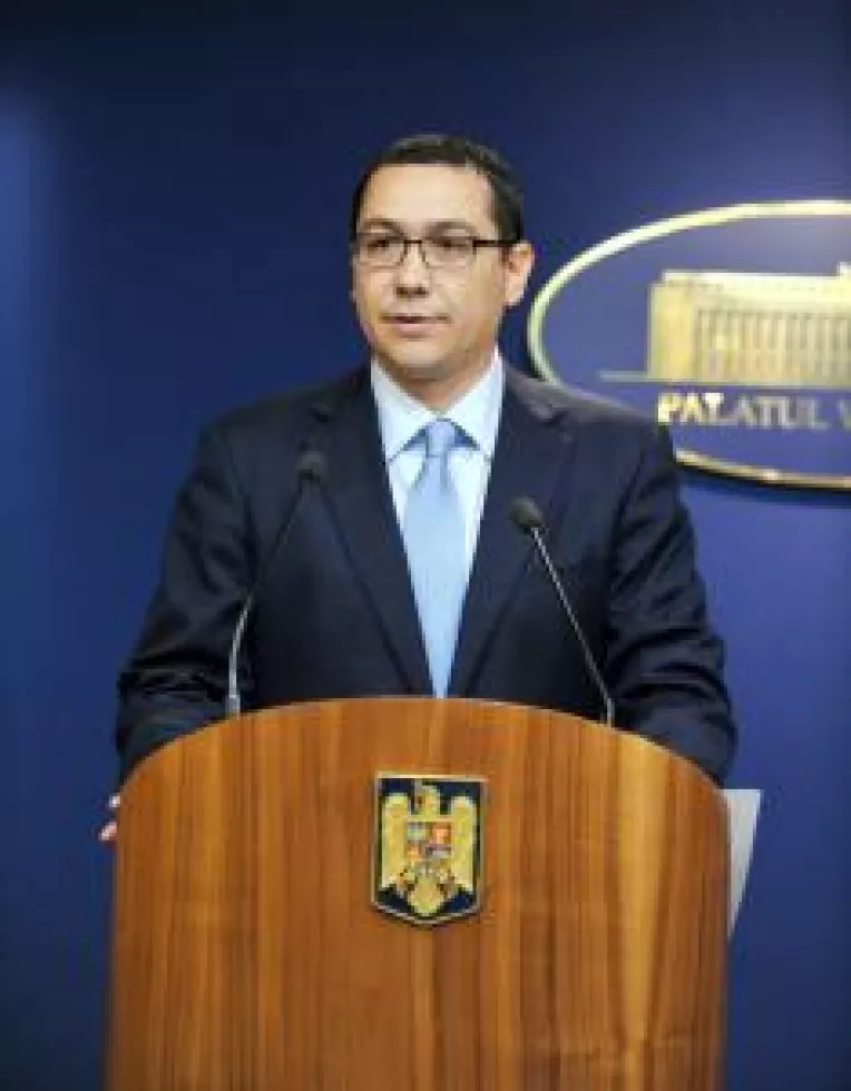 Victor Ponta roteste cadrele