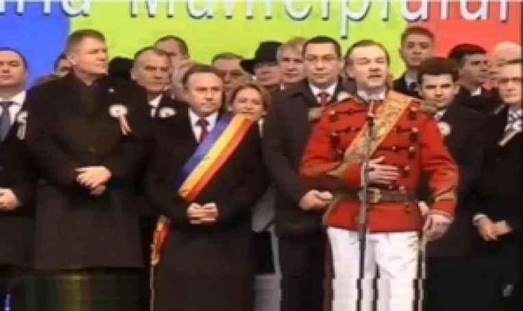 Ziua Unirii : Presedintele Klaus Iohannis si premierul Victor Ponta participa impreuna la manifestarile organizate la Iasi